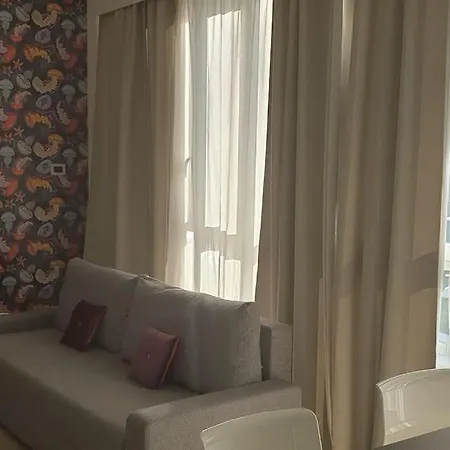 Ithaki -elegant Apartment-free Parking- Free Wi-fi
